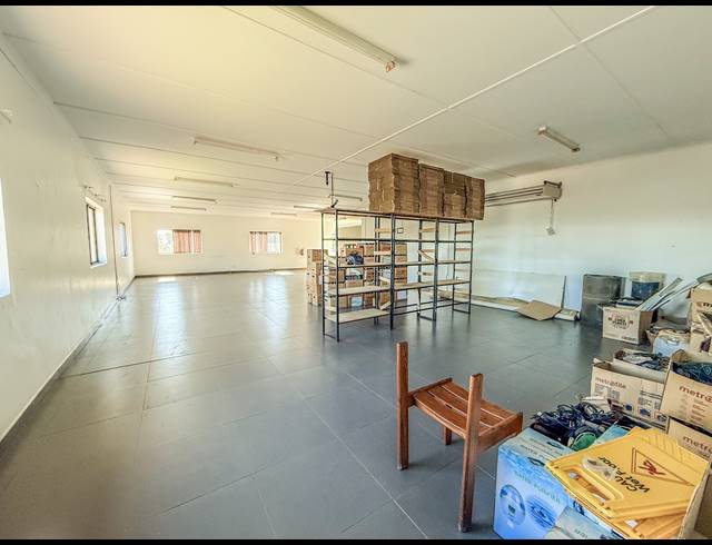 880M² BUILDING FOR SALE IN EMPANGENI CENTRAL